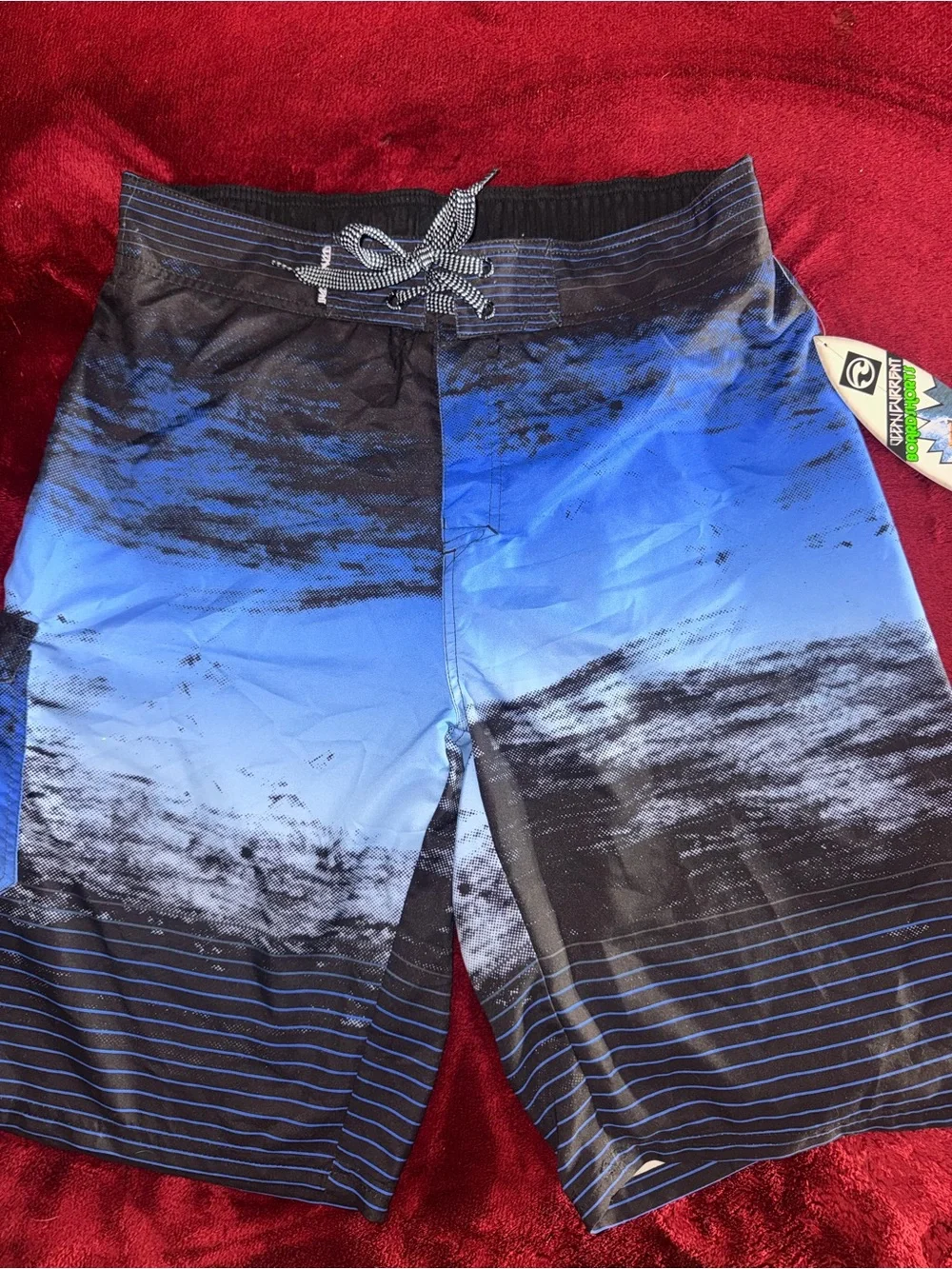 Y2k OceanCurrent board shorts with blue and black Size Large